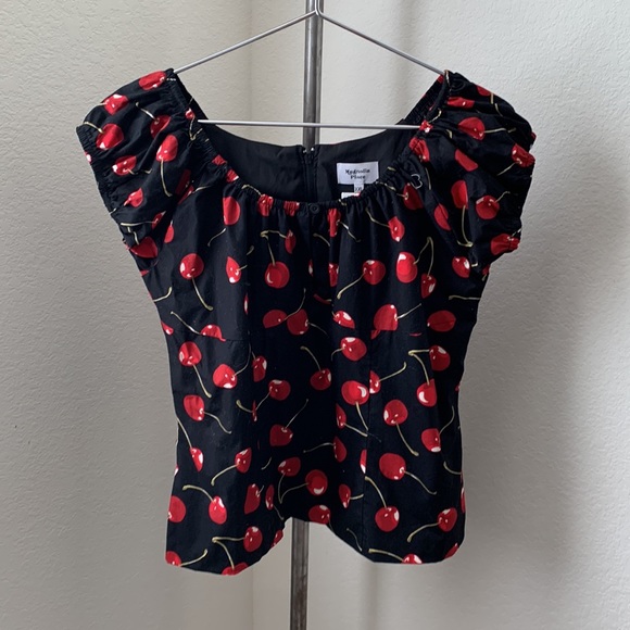 Magnolia Place Tops - FINAL PRICE DROP NWT Magnolia Place sz XXL Black & Red Cherry Print Top